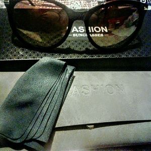 Avoalre retro women's sunglasses